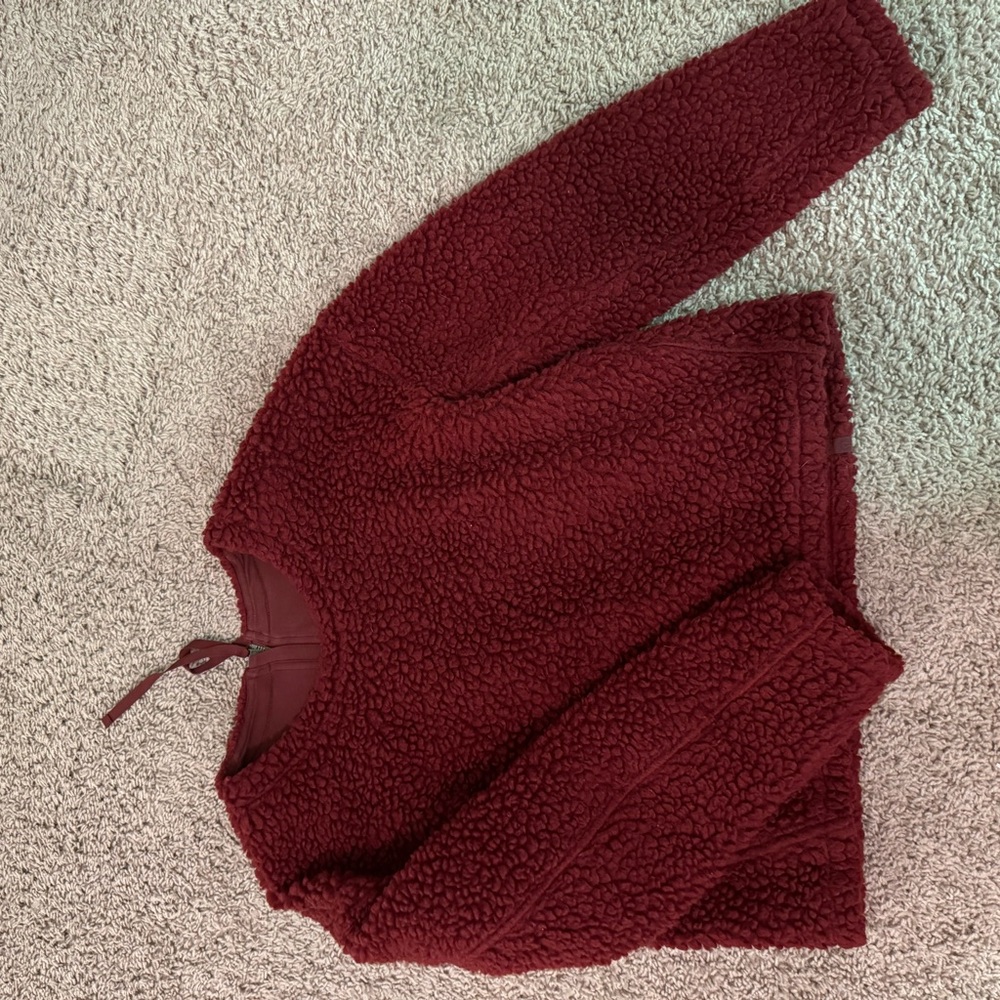 Lululemon Sherpa top